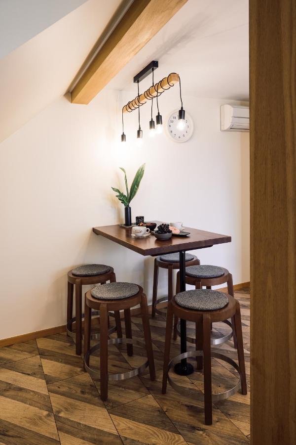 Rothko Apartment/8 Guests/4Bedrooms/Riga Old Town Εξωτερικό φωτογραφία